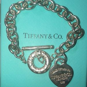Tiffany & Co sterling silver toggle bracelet